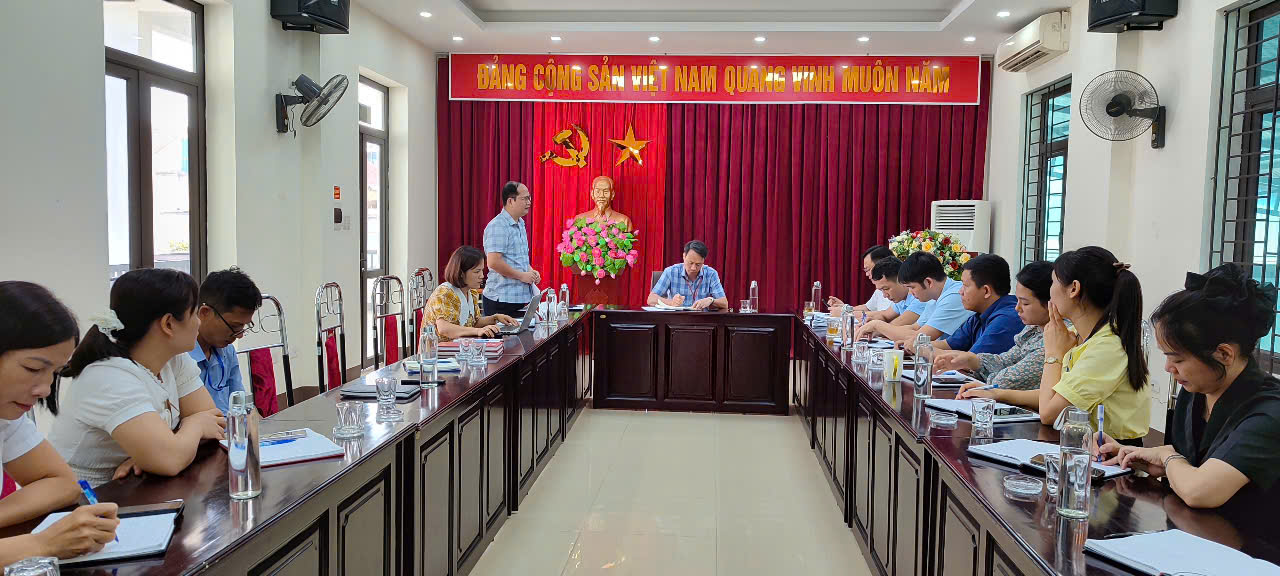 TRUNG TÂM ƯNG DỤNG, KỸ THUẬT THÔNG TIN  KHOA HỌC VÀ CÔNG NGHỆ SINH HOẠT CHI BỘ ĐỊNH KỲ THÁNG 5